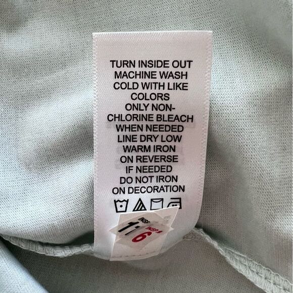 NWT Maurices Focus On The Good V Neck Graphic Short Sleeve Tee M - Picture 6 of 7